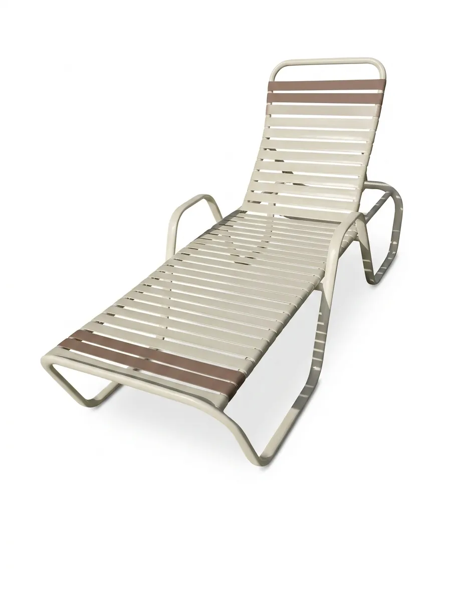 Strap lounge after restoration